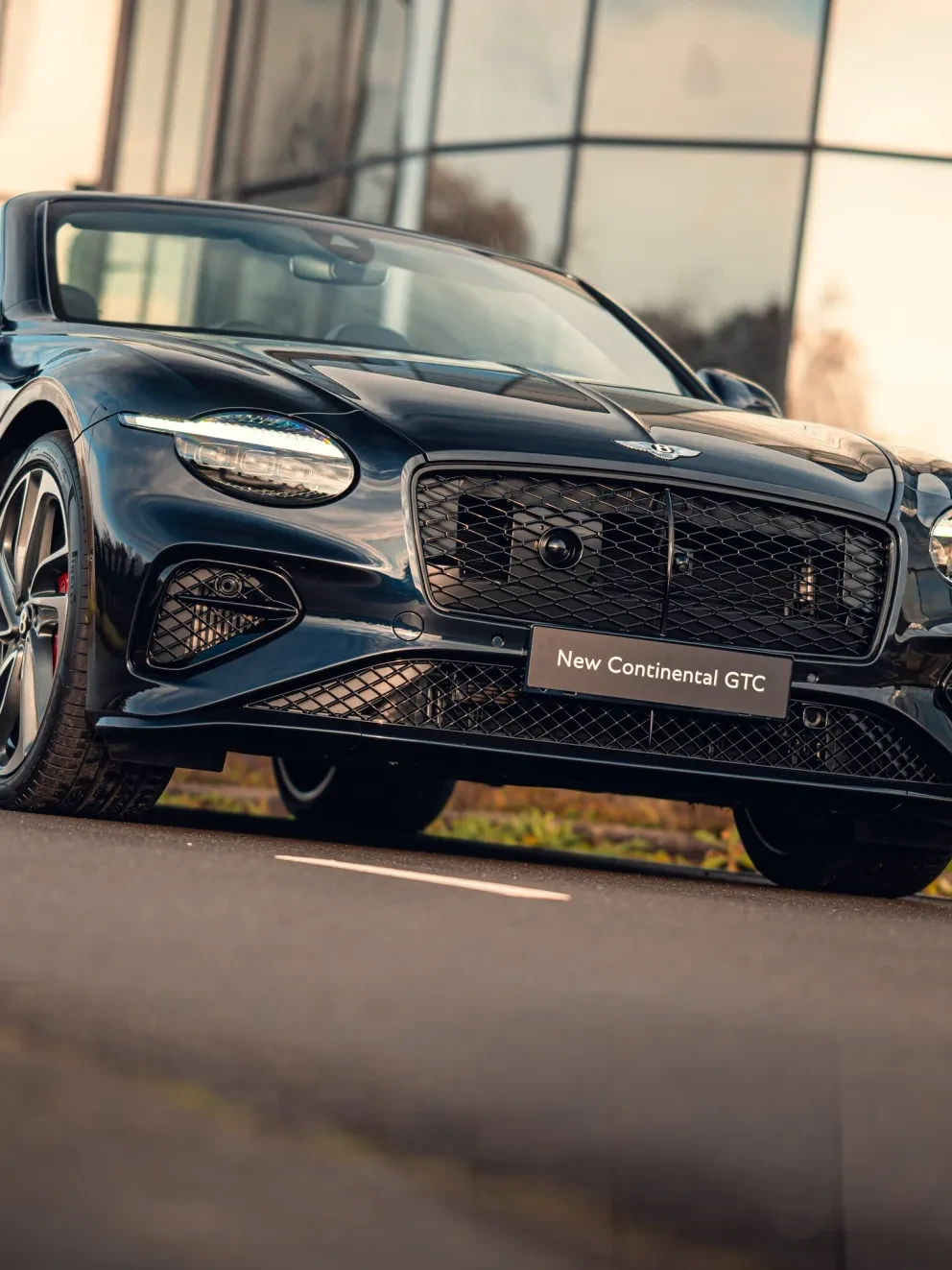 Bentley Rotterdam - Continental GTC voorkant